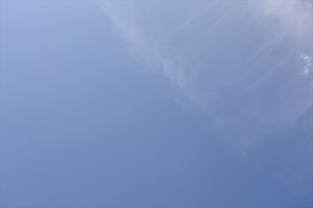 空の青い色ってなんてきれいなんだろう