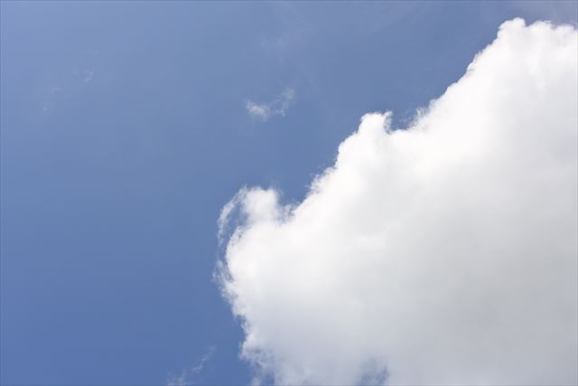 気持ちいいなぁ。きれな空だなぁ