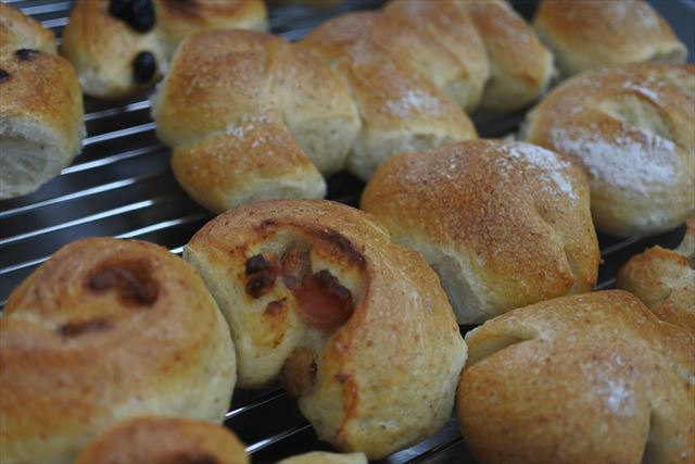 焼き立てのパン。美味しそうです