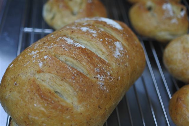 天然酵母の手作りパン